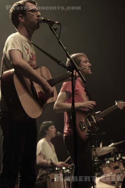 ZOEY VAN GOEY - 2011-04-11 - PARIS - Grand Rex - 